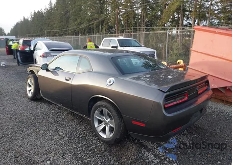 2022 Dodge Challenger Sxt из США, поврежденный, VIN 2C3CDZAG7NH211365